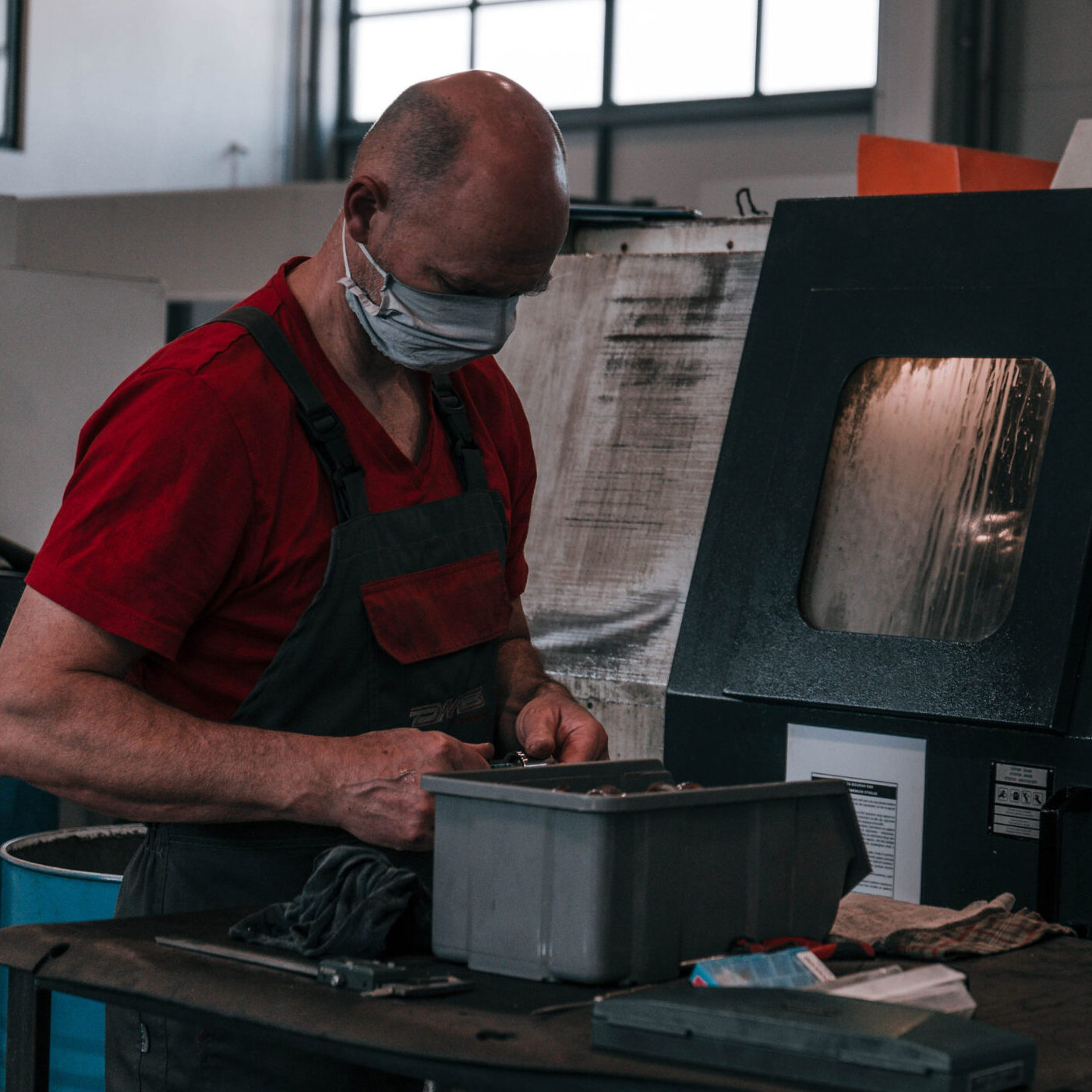 DMB PRODUCT ZAGREB proizvodnja rad na stroju